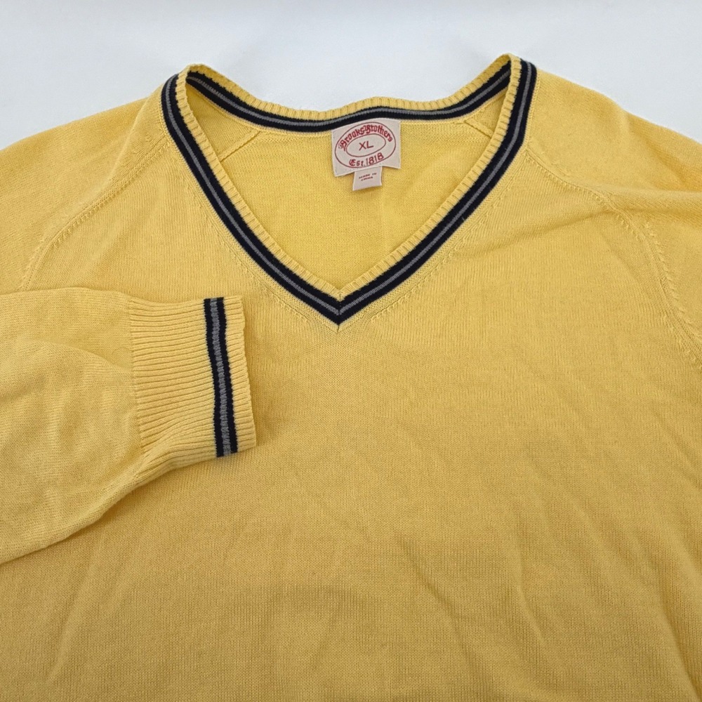 Brooks Brothers Mens XL V-Neck Sweater‎ Yellow Navy Tipped Cotton Wool Varsity